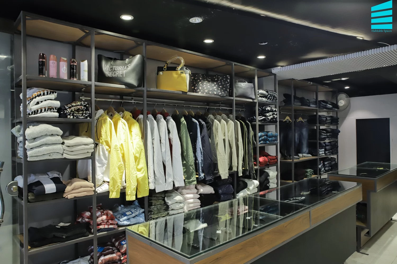 Display wall and lighting